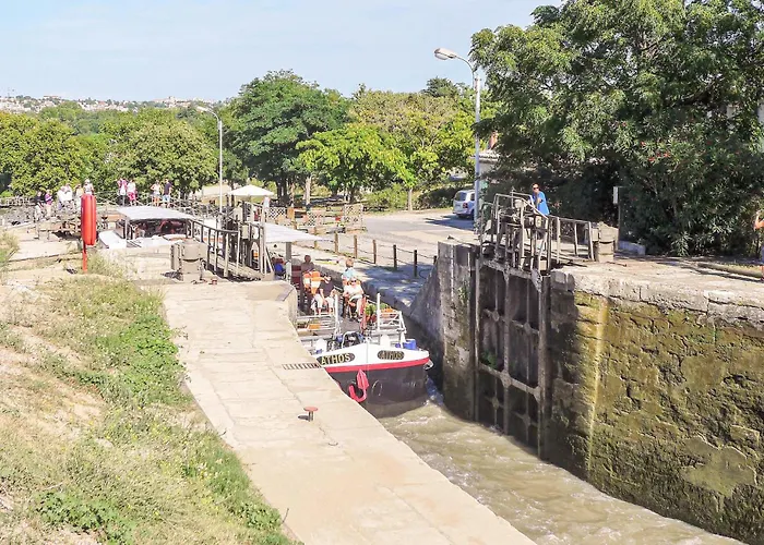 Lovely In With Wifi * Агд